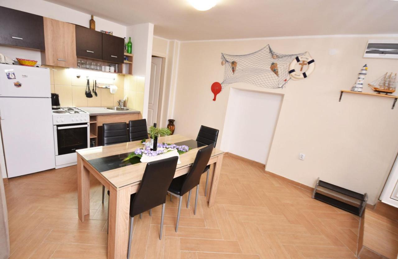 Vila Kula 1830 Apartments Herceg Novi Esterno foto
